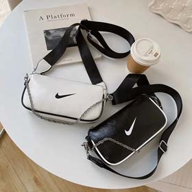 NIKE Kleiner Rucksack-0720  