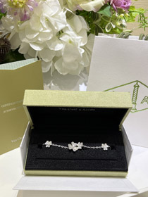 Van Cleef & Arpels Voll Diamant Kleefer Armband-3735  