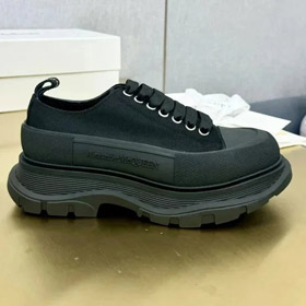 Alexander McQueen Tread Slick Spitze-up geprägte Knöchelstiefel-2951  