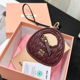 Miumiu Leder gestickte Tasche hängende Ornamente-3525