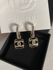 Chanel hohle Strass quadratische Ohrringe-3951